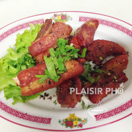 Travers de porc au sel et poivre